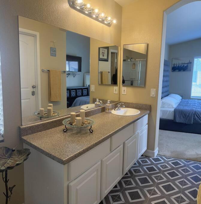 Gorgeous Home Away From Home Las Vegas Exterior photo